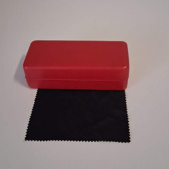 Carolina Herrera Women’s Sunglasses – SHE822 700 (Brand New) - Picture 4 of 6